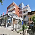 на брега на морето - сарафово Burgas