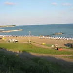 на брега на морето - сарафово Burgas
