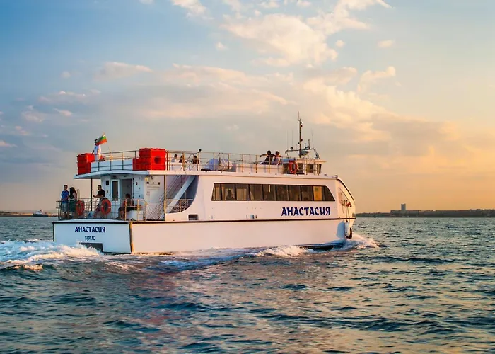 на брега на морето - сарафово Apartment Burgas